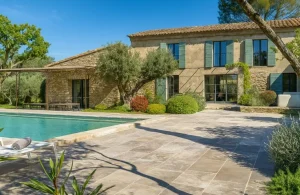 Can You Find Luxury Villas in Provence with Private Pools?