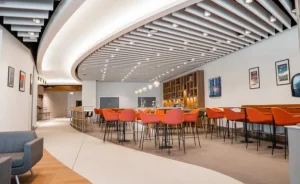 What Makes the 1903 Lounge a Premium Experience?