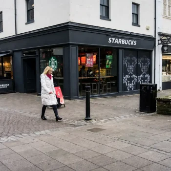 starbucks dumfries closure