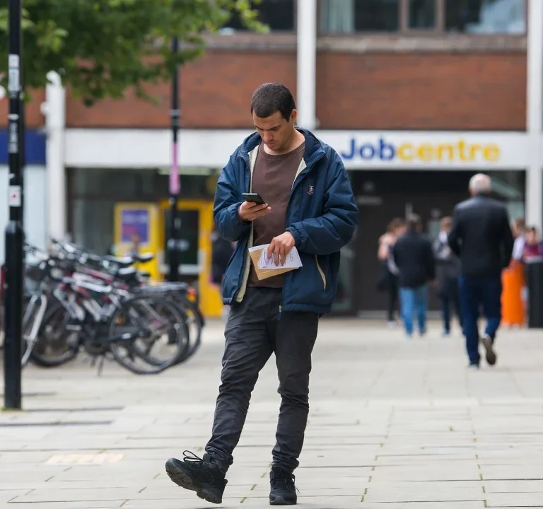 How Many Times Can You Get an Advance on Universal Credit