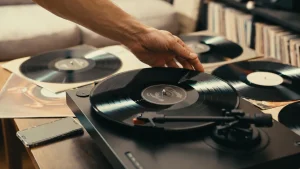 Why Has Vinyl Made a Comeback in the UK
