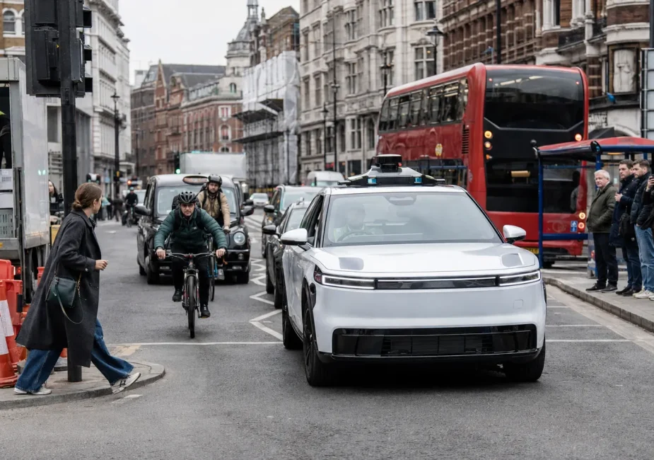 London Driverless Taxi Safety Concerns 2026