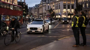 Why Are London Driverless Taxi Safety Concerns Intensifying in 2026